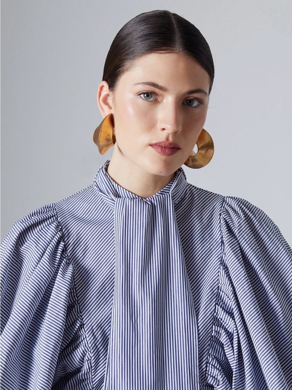 The Label Celeste Blouse in Prune (print) - Picture 8 of 15